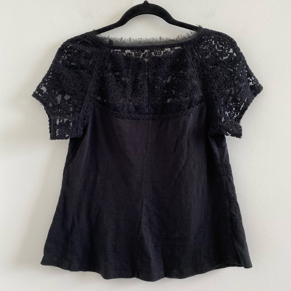 Anthropogenic Meadow Rue Gossamer Lace Short Sleeve Tee Size Medium - Picture 6 of 8